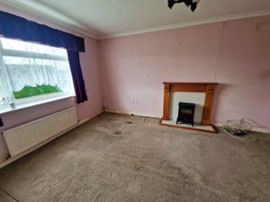 Sitting Room- click for photo gallery